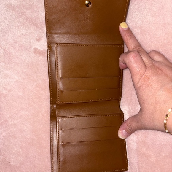 Exclusively for @luxuryforless08! - Picture 11 of 13